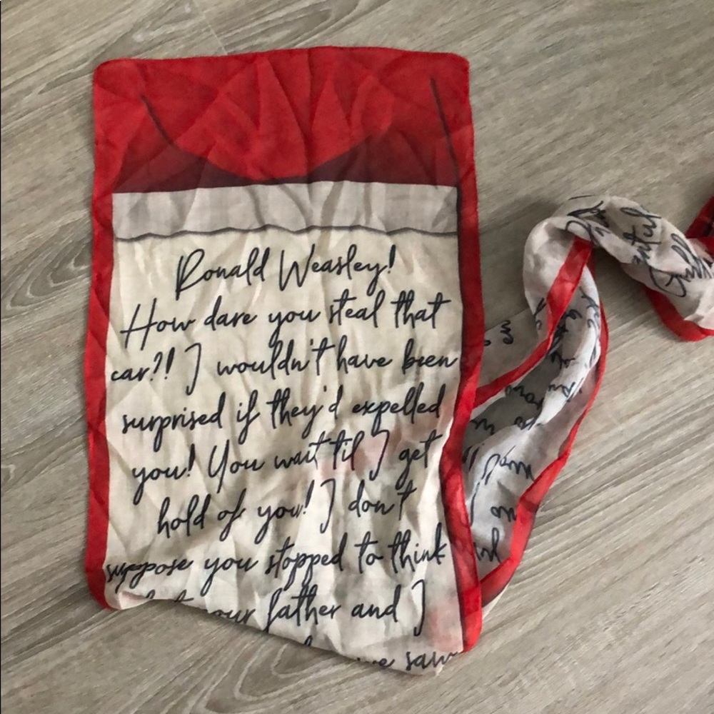 Harry Potter Scarf - Howler from Mrs. Weasley